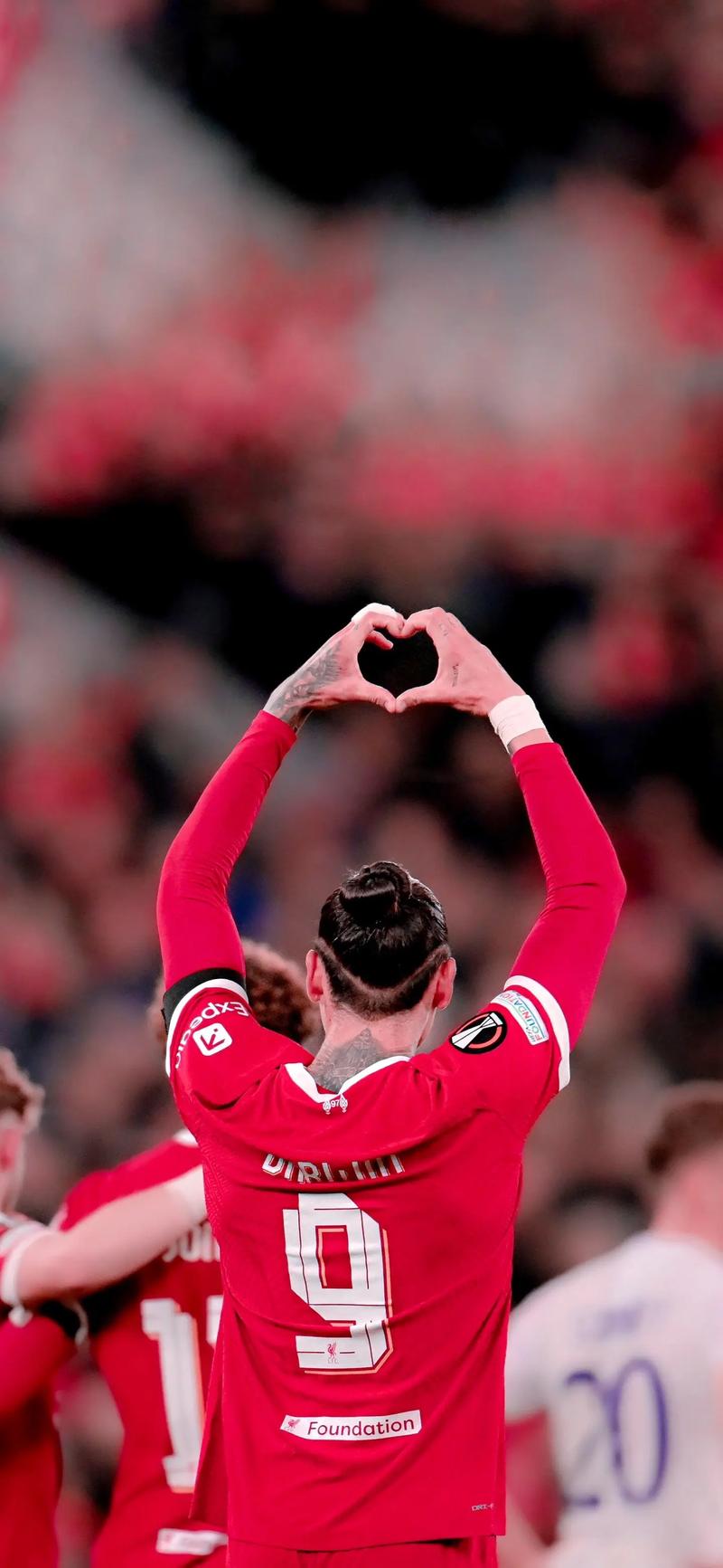 齐达内：里皮改变了我的思维方式；皮耶罗是尤文真正的英雄（齐达内：里皮重塑了我的理念；尤文真正的英雄当属皮耶罗）