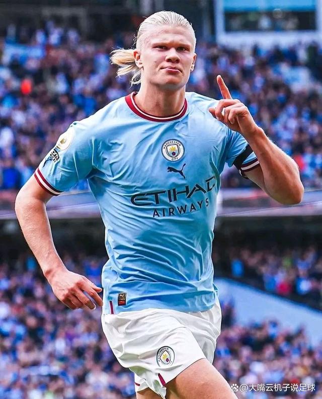 愿无大碍，蒯纪闻谢场时被拍到手臂缠着绷带（愿无大恙，蒯纪闻谢场被拍手臂缠绷带）