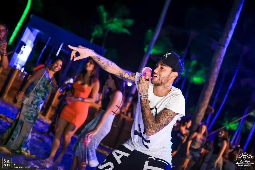 巴萨队长因心理危机或告别诺坎普，关键战屡失误后彻底扛不住了？