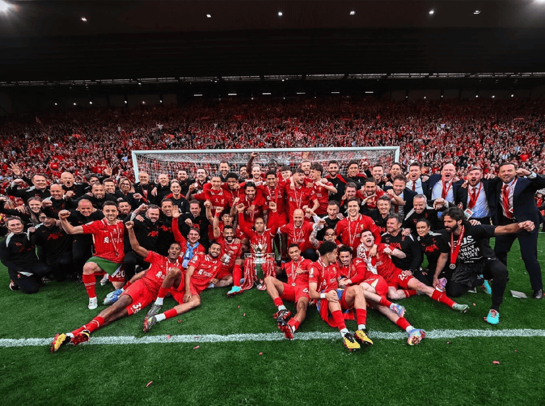 国足踢出赛季最佳半场？（国足上演本赛季最精彩半场？）