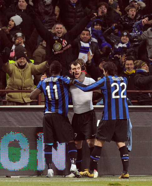 都体：弗拉霍维奇可能缺席尤文20场比赛，包括多场关键战役（都体：弗拉霍维奇恐无缘尤文20战，多场关键对决受影响）