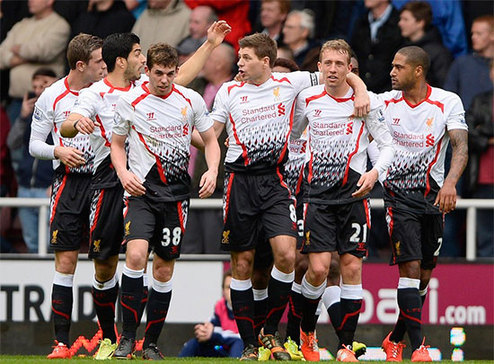 天空：纽卡对谢什科报价8000万欧+浮动，曼联不想卷入竞价战