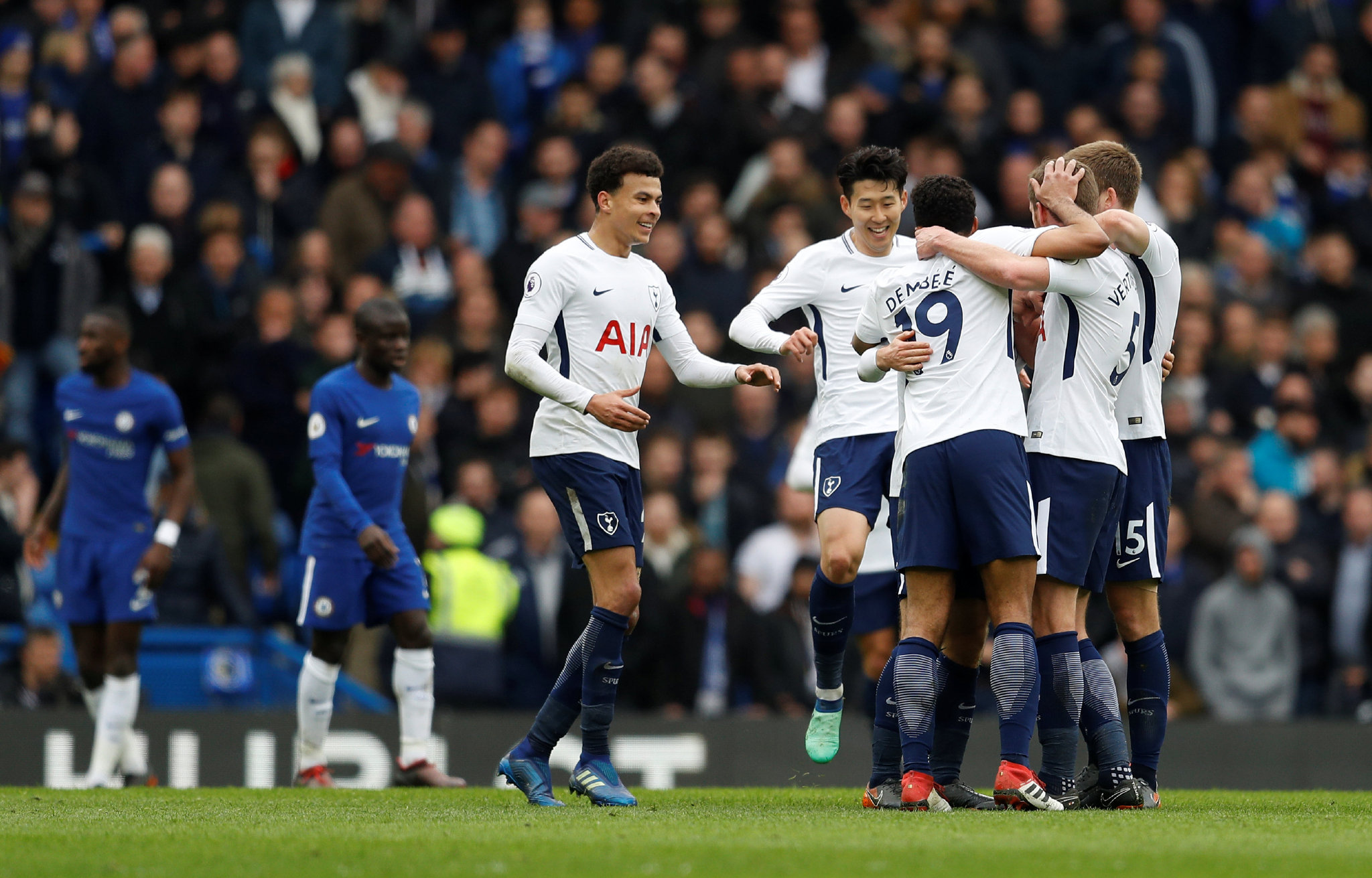 勇士vs骑士首发：库巴追全缺席，斯潘塞生涯首次首发（勇士对阵骑士首发：库巴追悉数缺阵，斯潘塞迎来生涯首次先发）