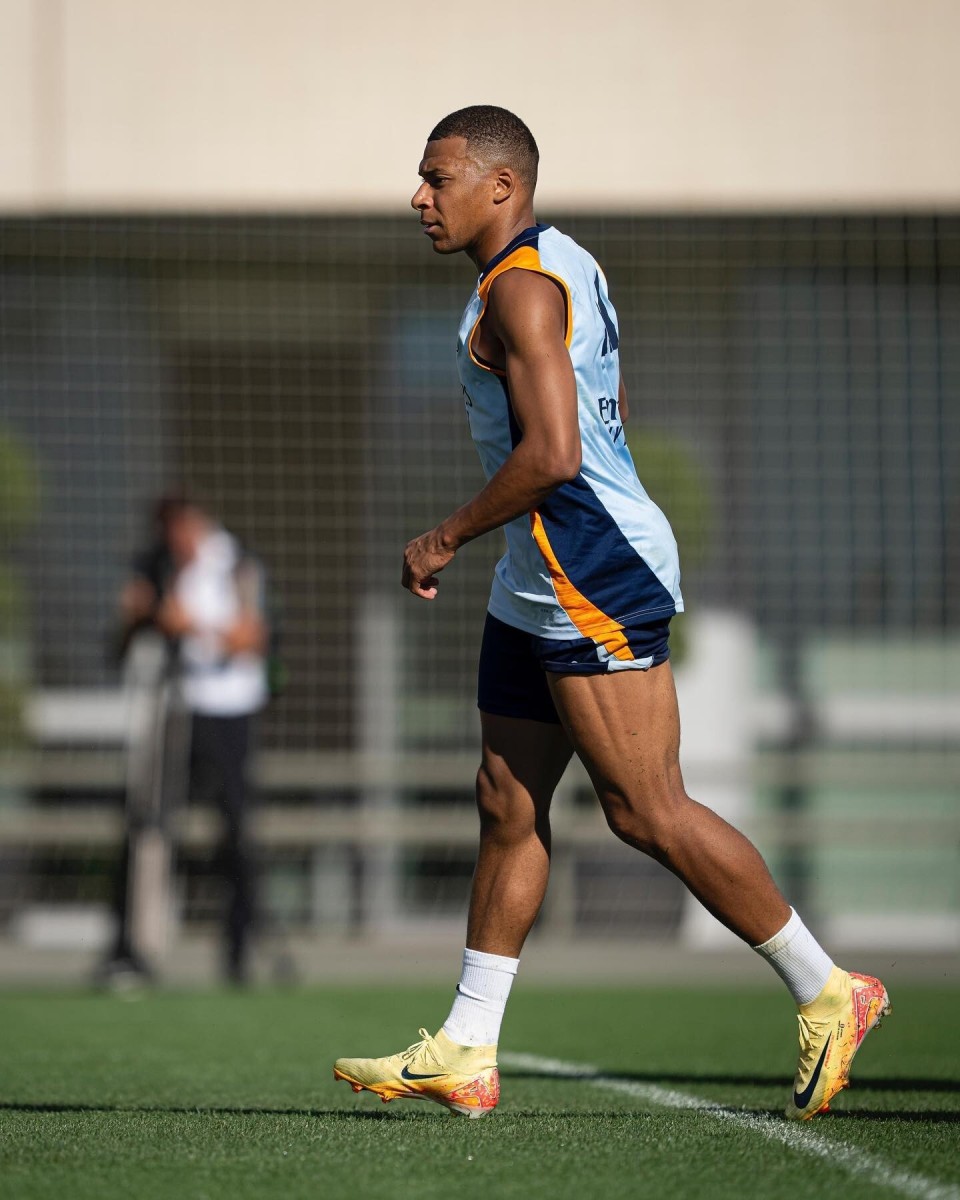 桑托斯高层力挺内马尔：天才总被误解，我们永远支持你（桑托斯高层为内马尔发声：天才常被误解，我们始终站在你这边）